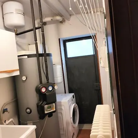 Casa Gialla Quartiere Tranquillo A Vicino Al Centro E Servizi * Padova
