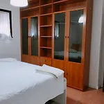 Casa Gialla Quartiere Tranquillo A Vicino Al Centro E Servizi *