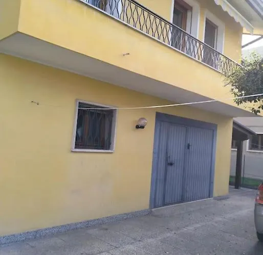 Apartamento Casa Gialla Quartiere Tranquillo A Vicino Al Centro E Servizi *
